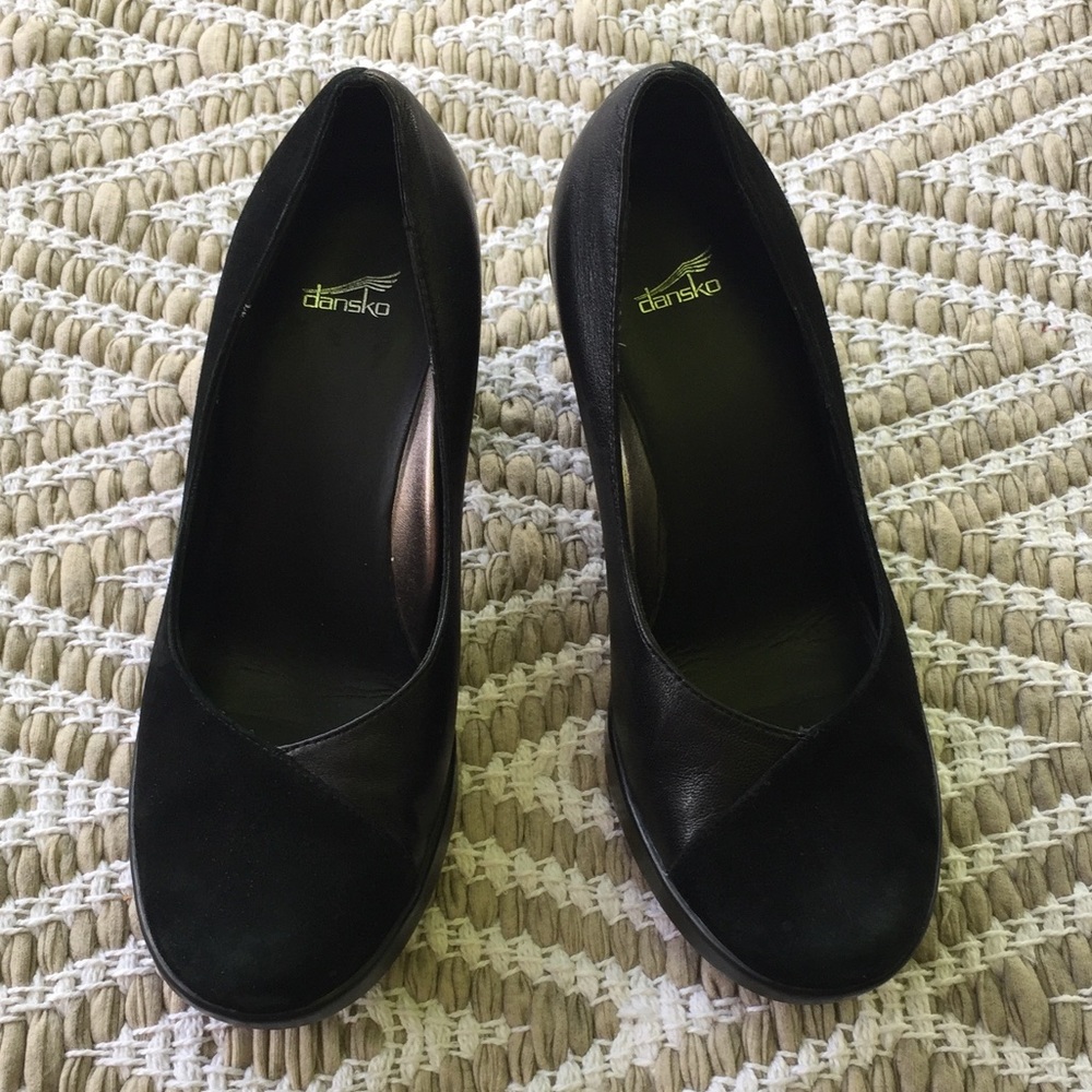 Dansko Tuttie Slip On Black Pump - Size 36 / 6